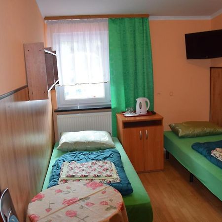Osrodek Wypoczynkowy Pod Szczelincem Hotel Karlow Bagian luar foto