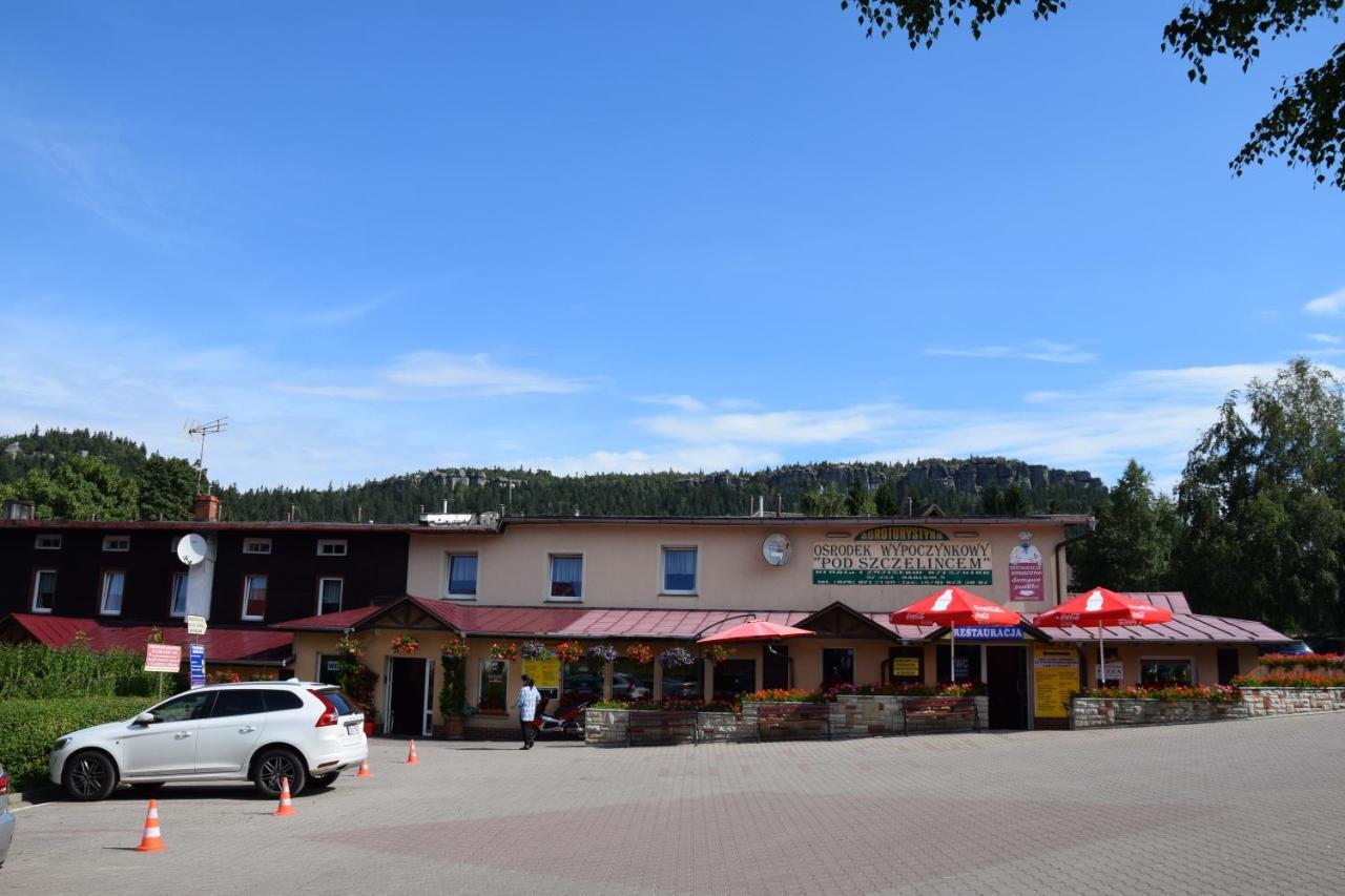 Osrodek Wypoczynkowy Pod Szczelincem Hotel Karlow Bagian luar foto