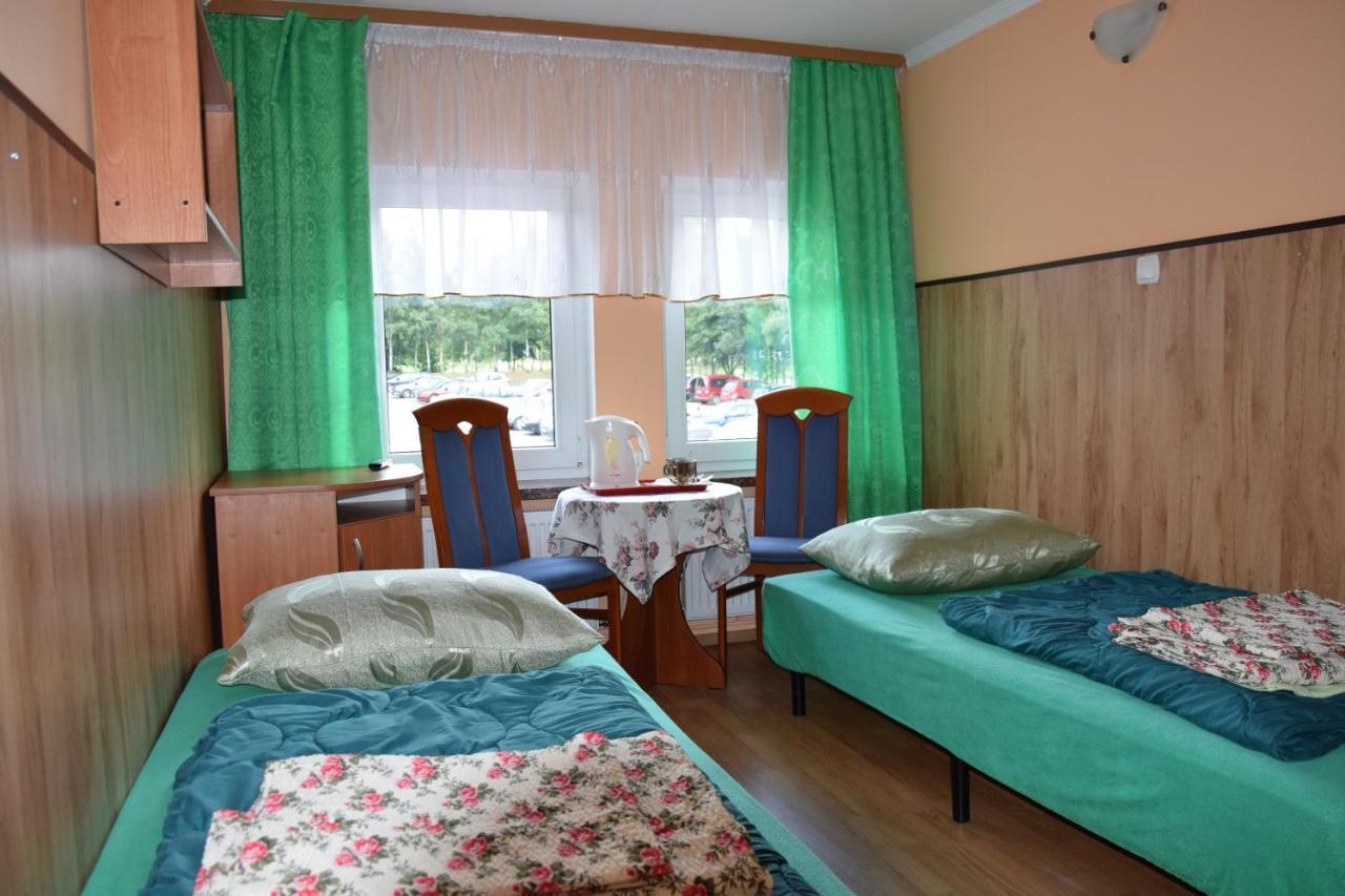 Osrodek Wypoczynkowy Pod Szczelincem Hotel Karlow Bagian luar foto
